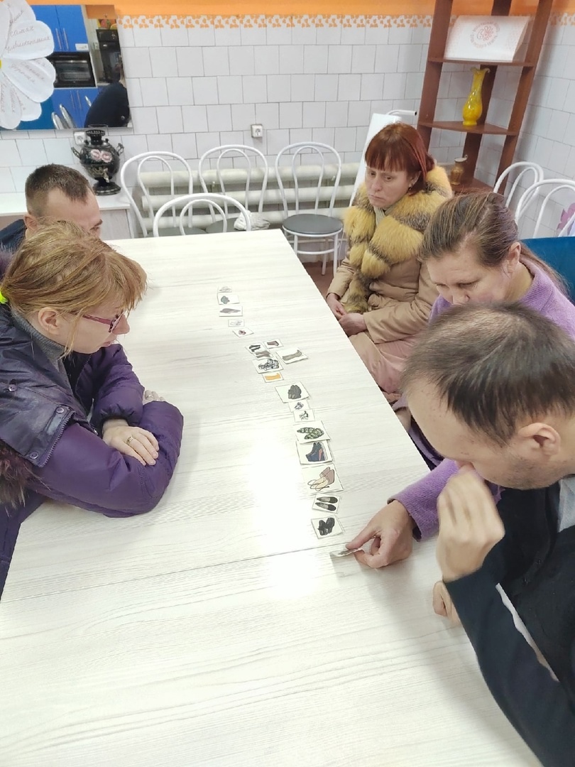 «Как сберечь Алёше красивые калоши?»